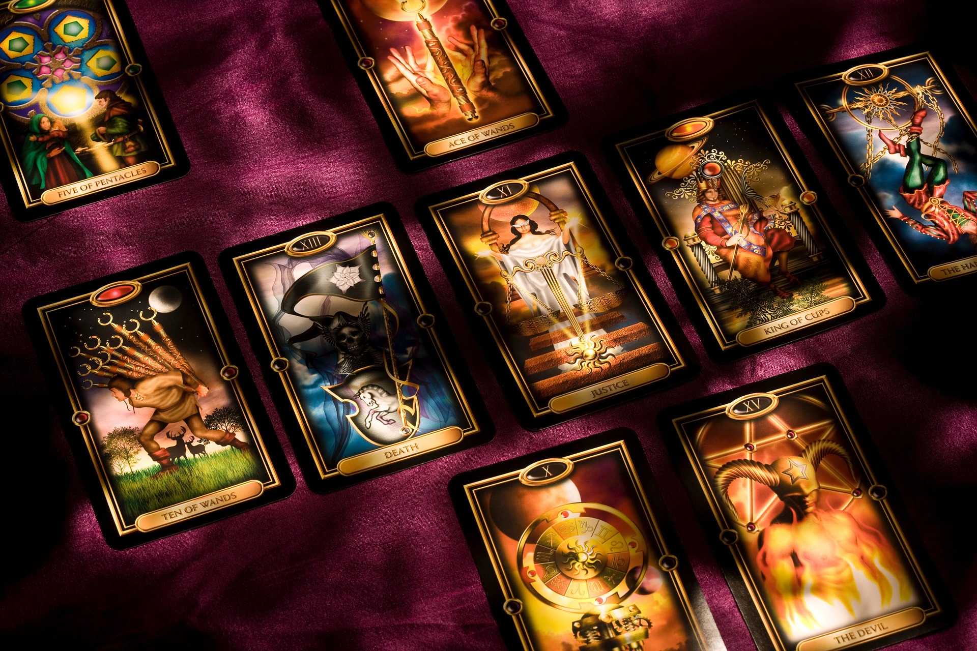 Tarot Card Reading for Year 2019: The Hanged Man